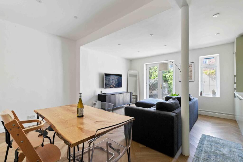 Modern 3 Bed Apartment In Tottenham London Eksteriør bilde